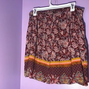 Flowy skirt with pocket